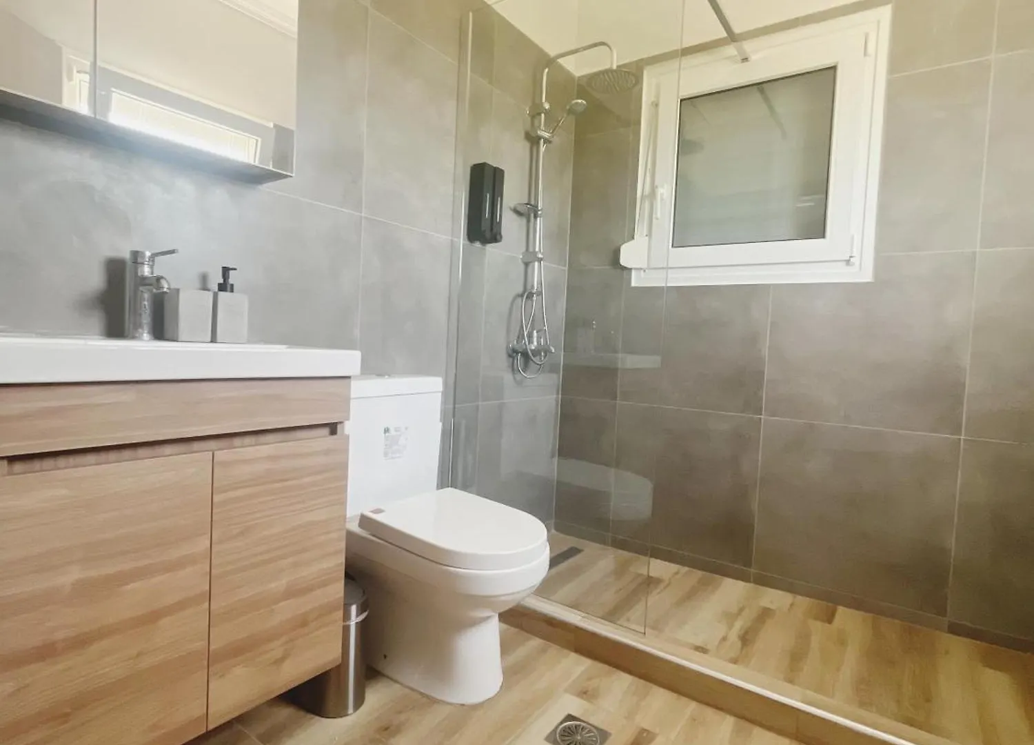 Jacque'S Boutique Suite Thessaloniki Apartment